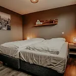 De Woude By Interhome *