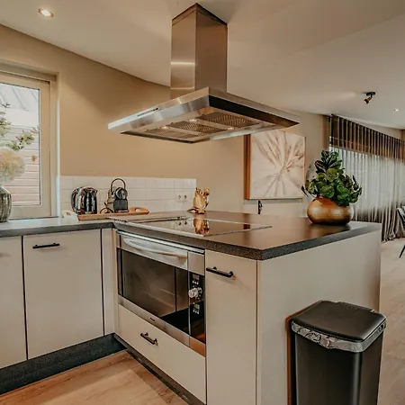 פארק נופש De Woude By Interhome Uitgeest