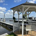 De Woude By Interhome Feriepark Uitgeest