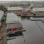 De Woude By Interhome *