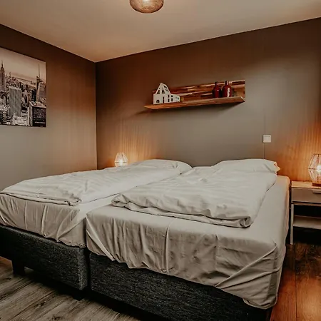 De Woude By Interhome *